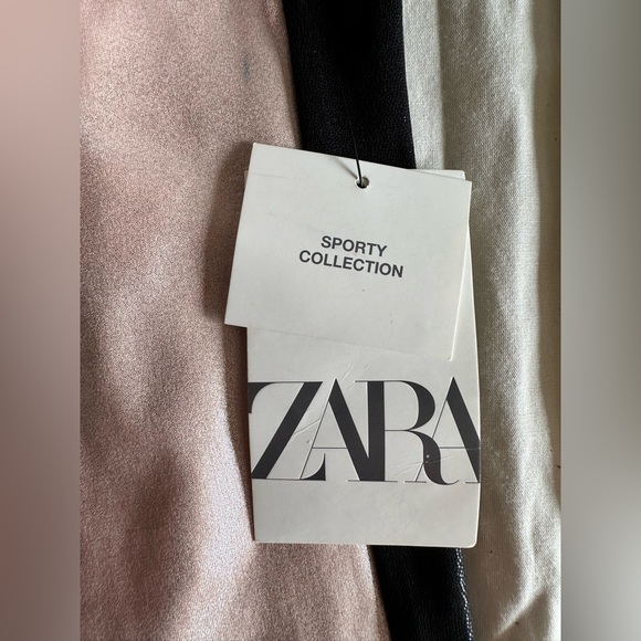 ZARA Girls Metallic Leggings - Picture 3 of 9